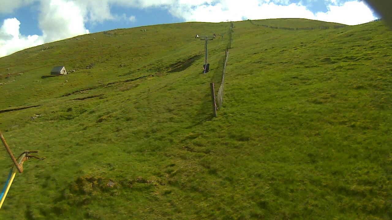 Image from 2022/06/10 for Tow Hut