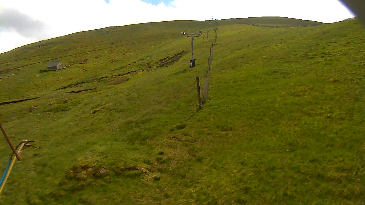 Image from 2022/06/12 for Tow Hut