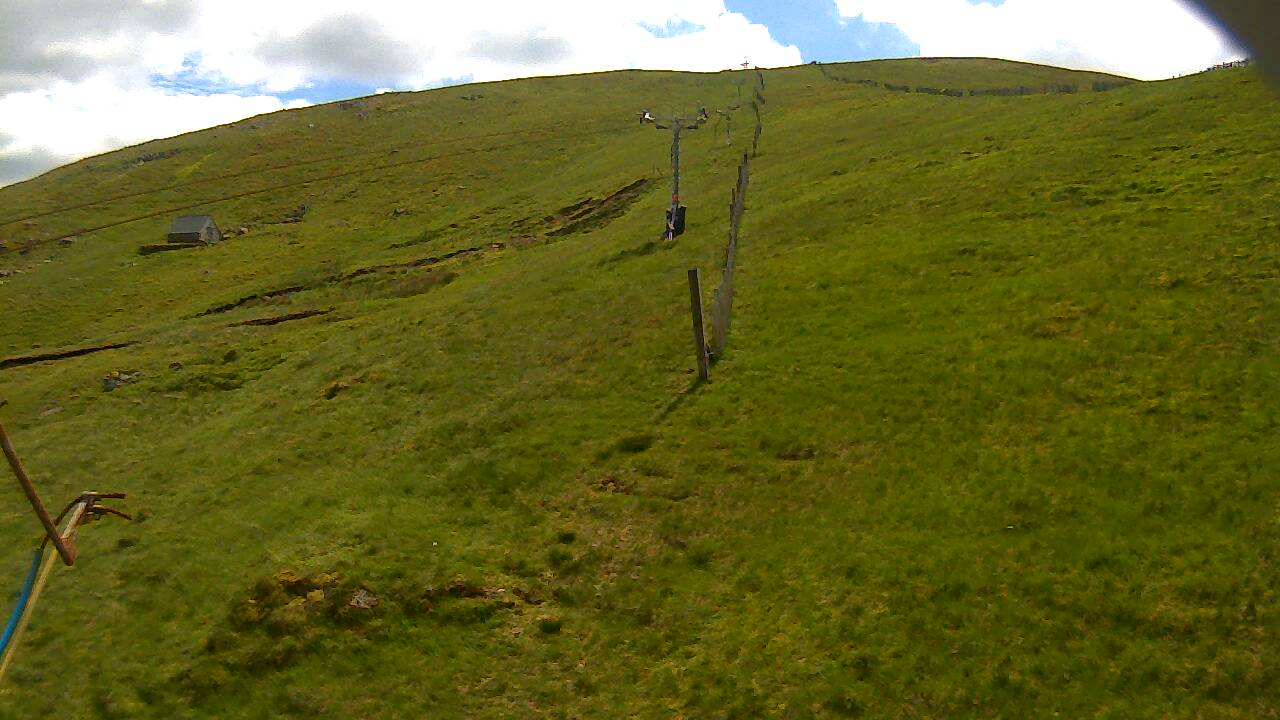 Image from 2022/06/14 for Tow Hut