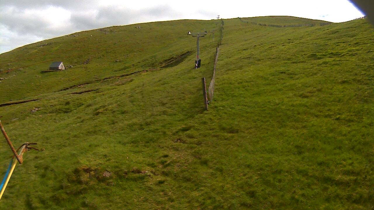 Image from 2022/06/14 for Tow Hut