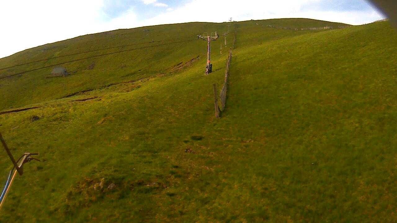 Image from 2022/06/15 for Tow Hut