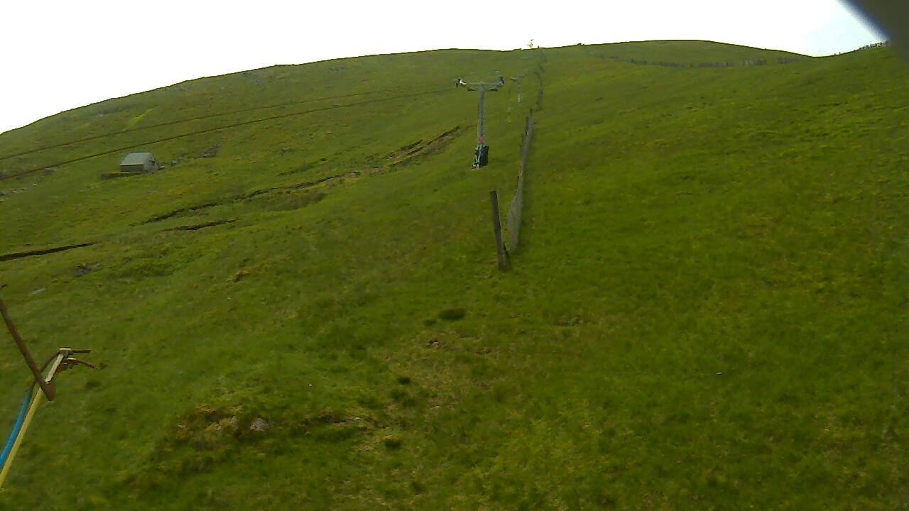 Image from 2022/06/16 for Tow Hut