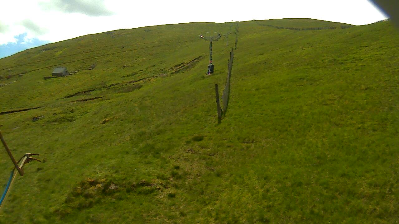 Image from 2022/06/16 for Tow Hut