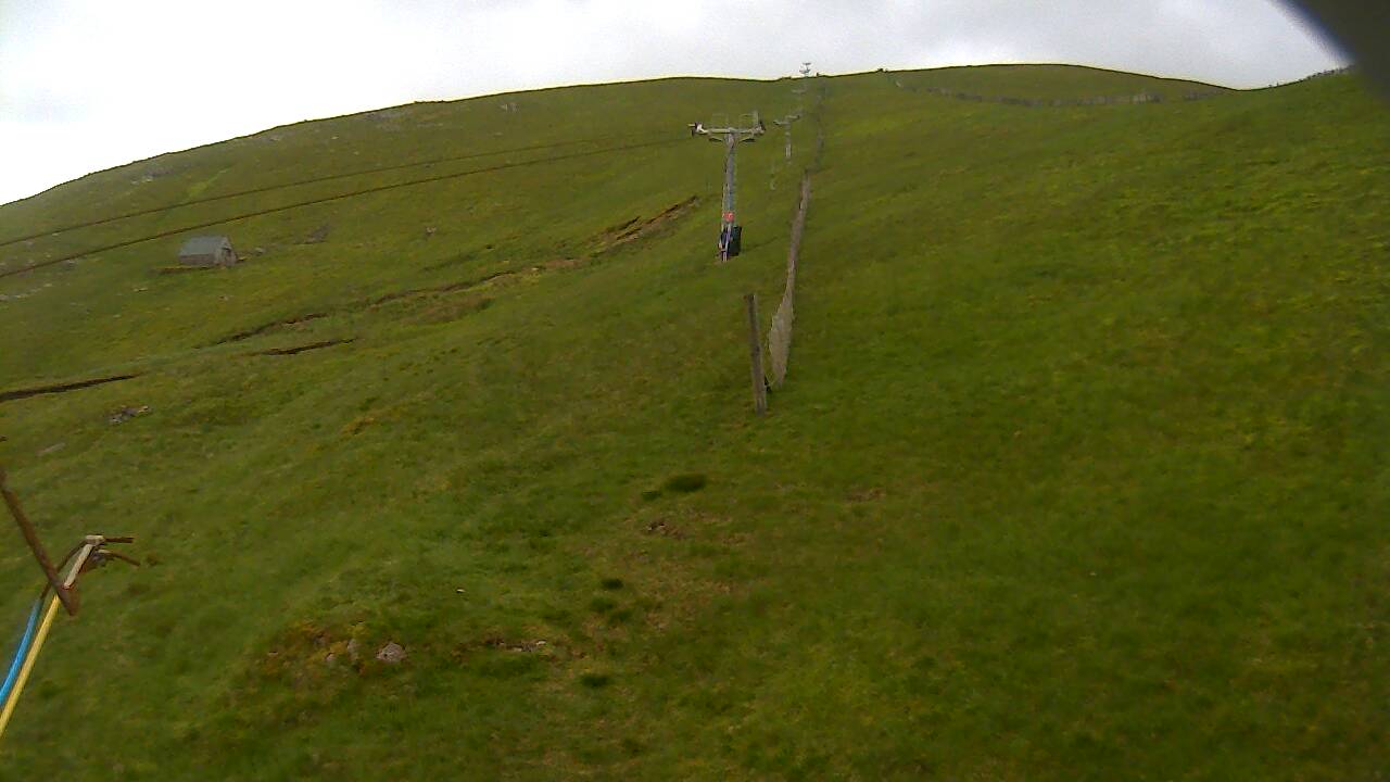 Image from 2022/06/18 for Tow Hut