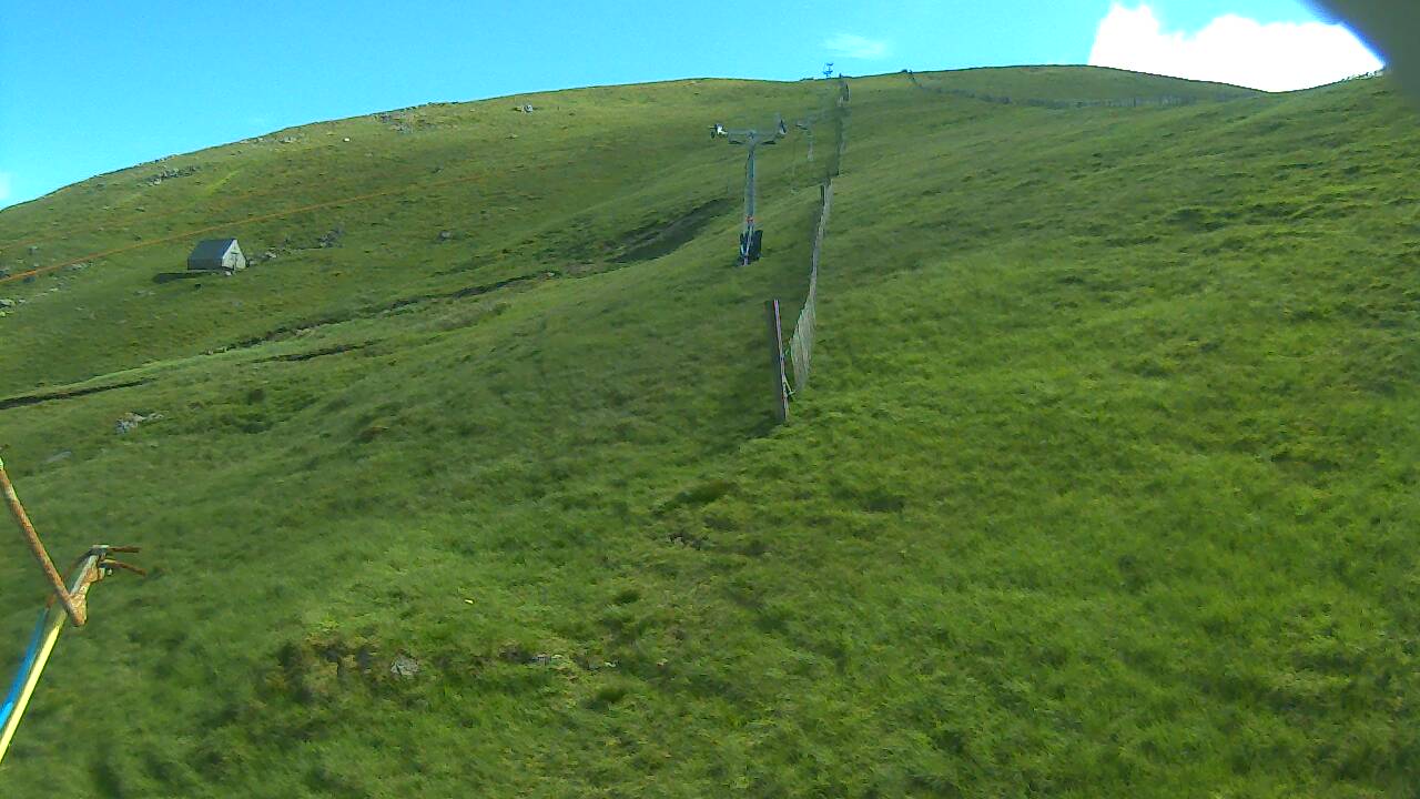 Image from 2022/06/22 for Tow Hut