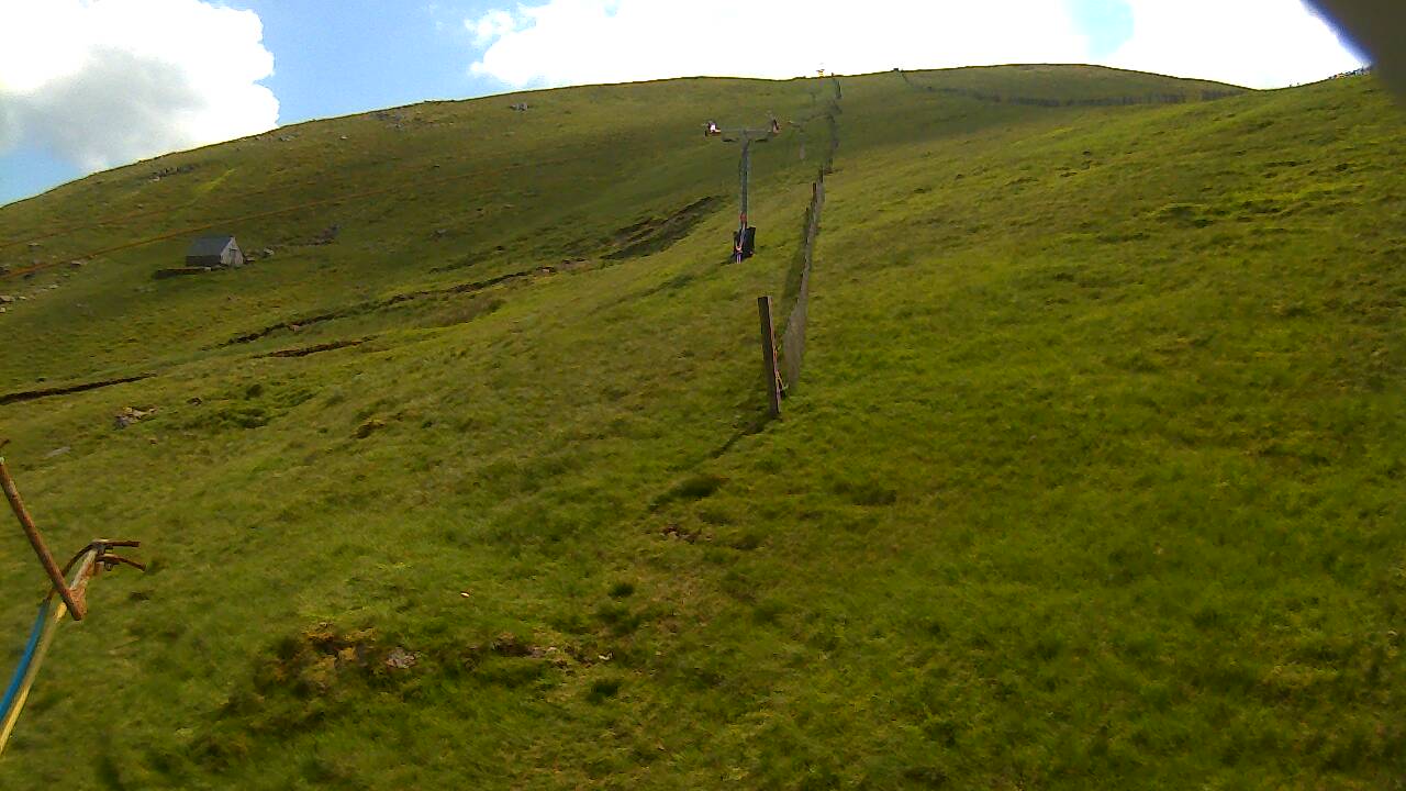 Image from 2022/06/23 for Tow Hut