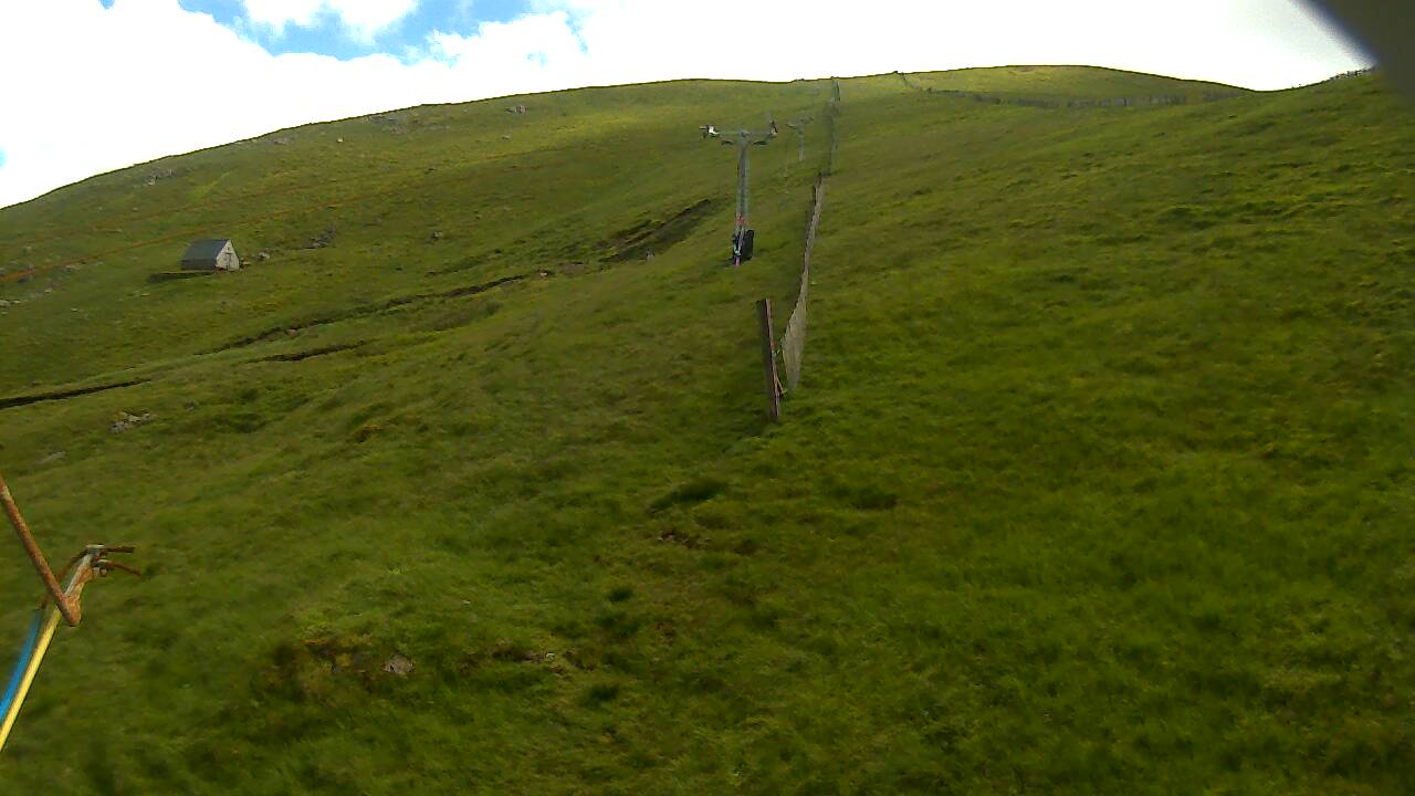 Image from 2022/06/27 for Tow Hut