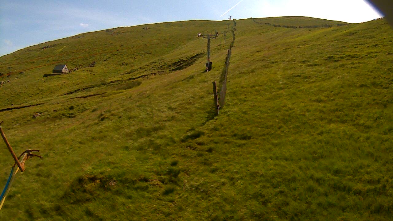 Image from 2022/07/16 for Tow Hut