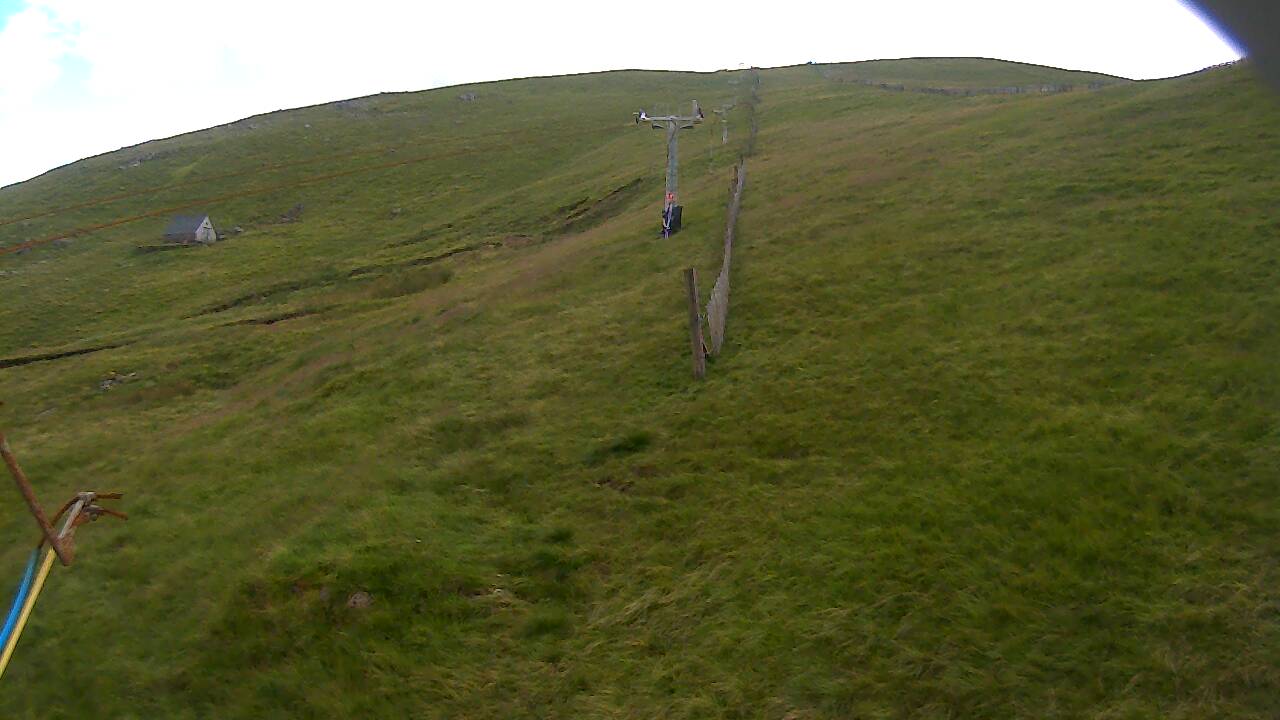 Latest image from 2022/07 for Tow Hut